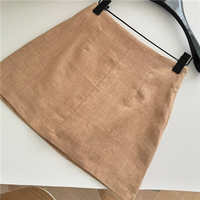 ビーズリネンスカート